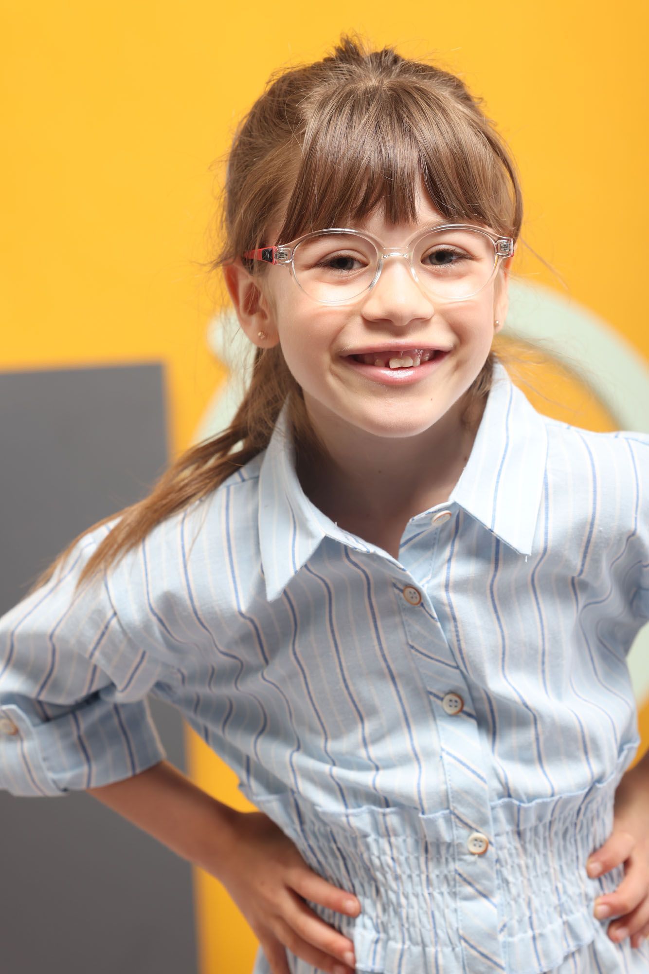 Gözlük Kullanımına Alışma Süreci: Ebeveynler İçin Pratik Öneriler